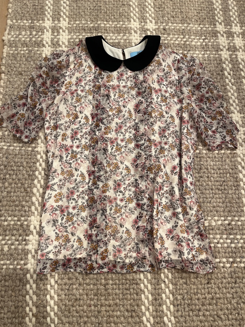 CeCe White Floral Top with Black Peter Pan Collar